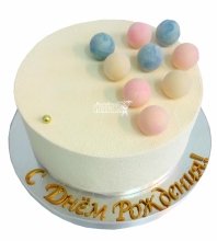 Торт на день рождения с шарами 