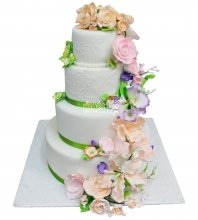 Свадебный торт классический
