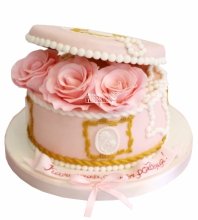 Торт шкатулка с розами
