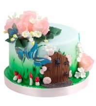 Торт с цветами и бабочками